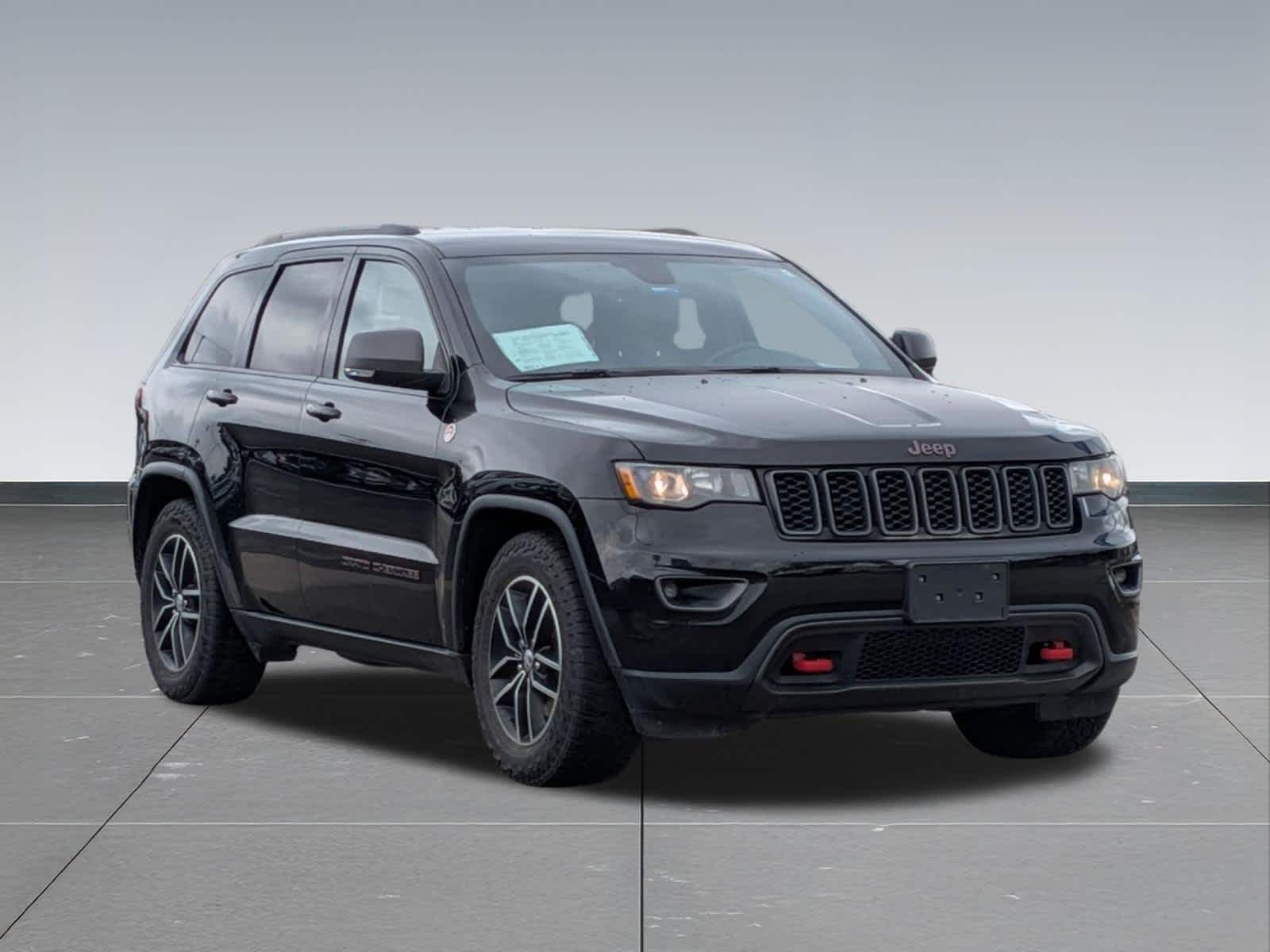 Thumbnail: 2018 Jeep Grand Cherokee - 7