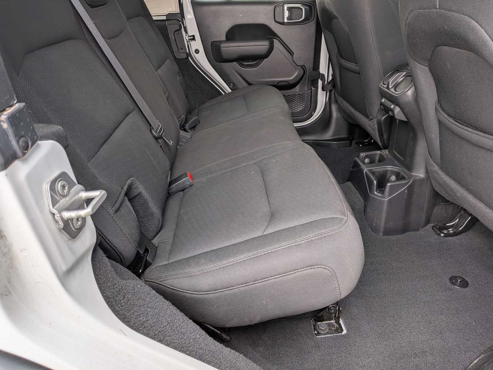 Thumbnail: 2022 Jeep Wrangler - 17