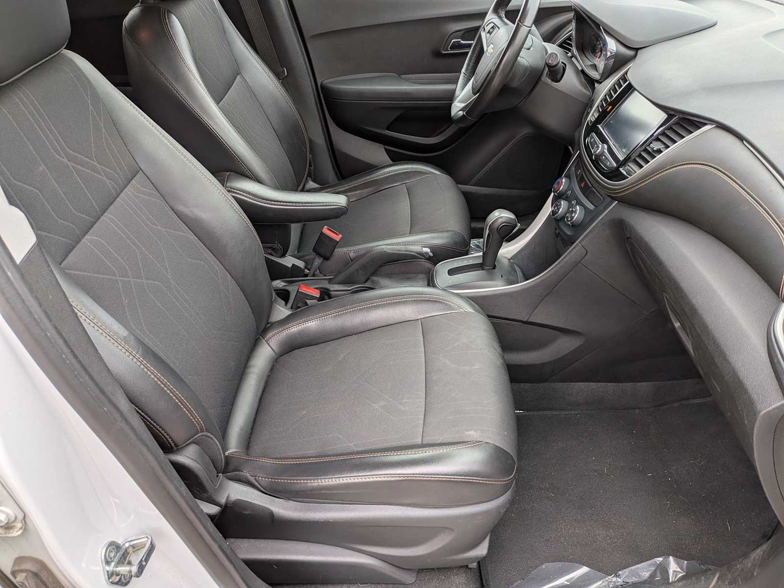 Thumbnail: 2017 Chevrolet Trax - 20