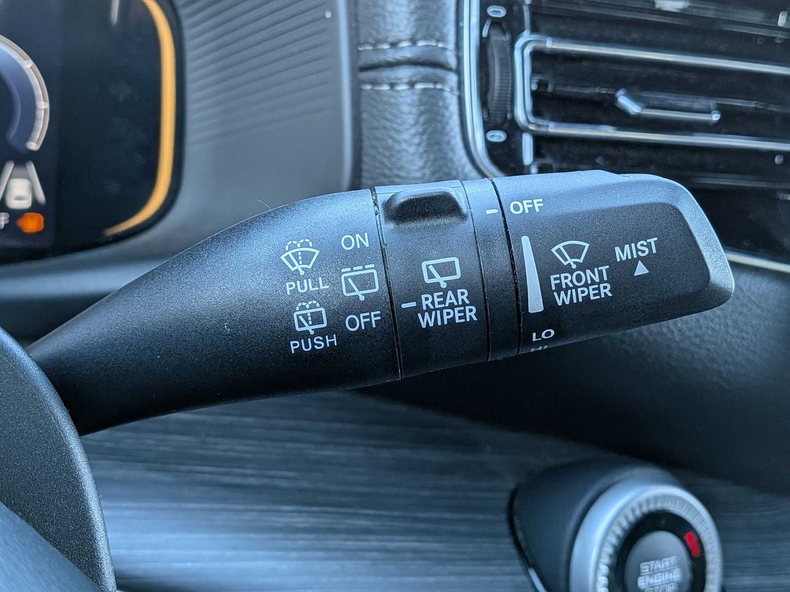 Thumbnail: 2023 Jeep Wagoneer - 24