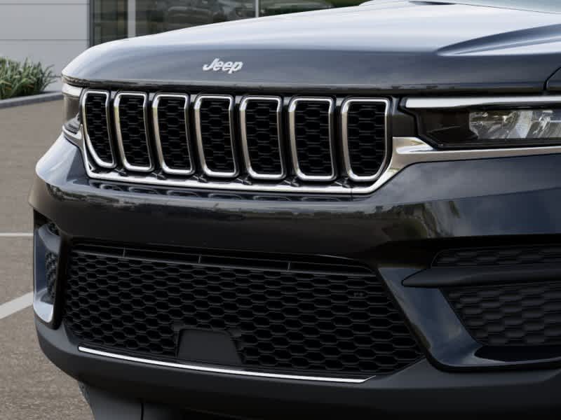 Thumbnail: 2025 Jeep Grand Cherokee - 11