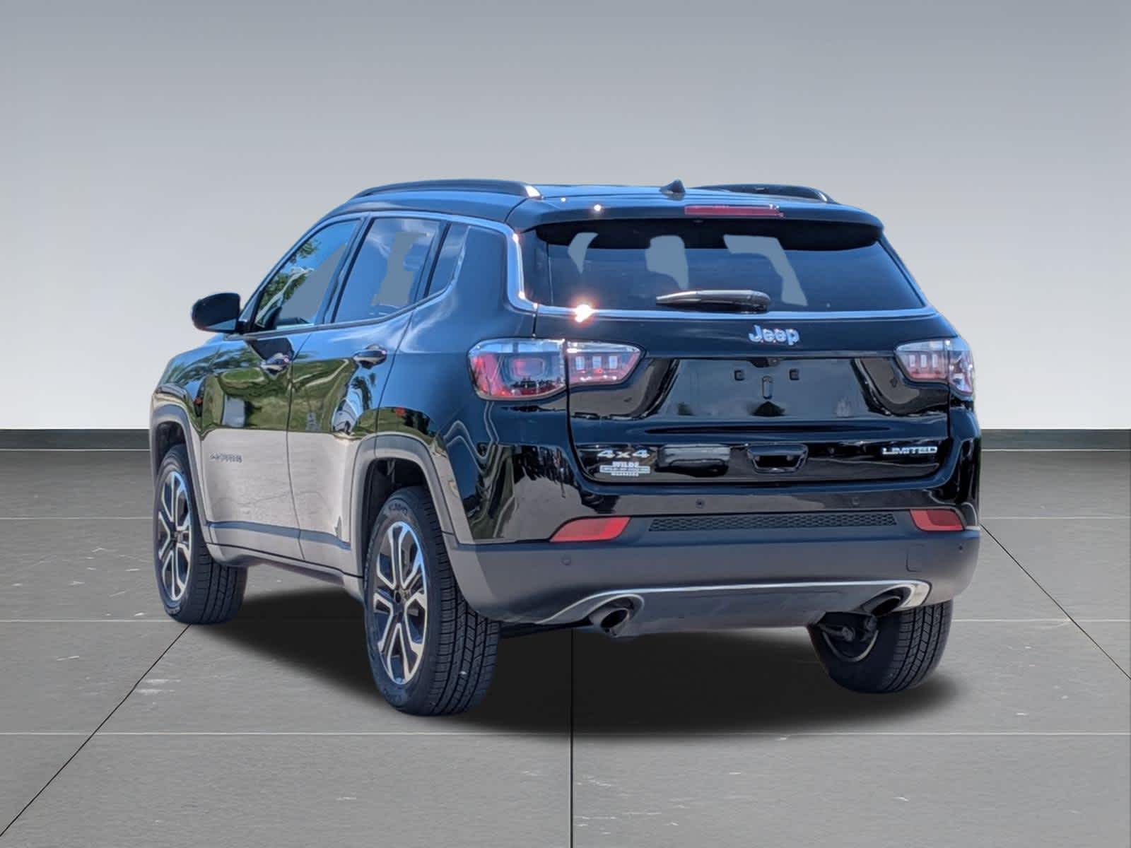 Thumbnail: 2023 Jeep Compass - 3