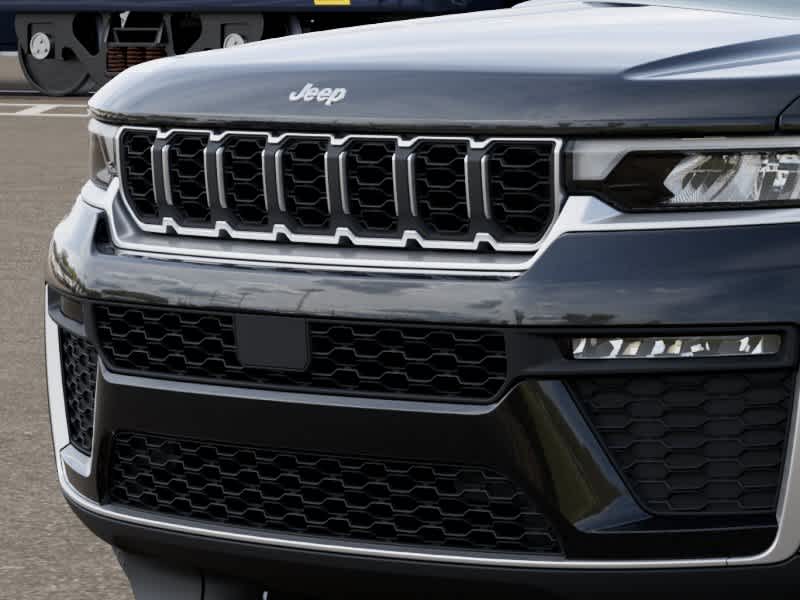 Thumbnail: 2026 Jeep Grand Cherokee - 11