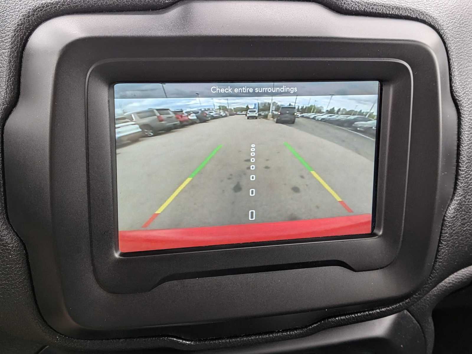 Thumbnail: 2020 Jeep Renegade - 27