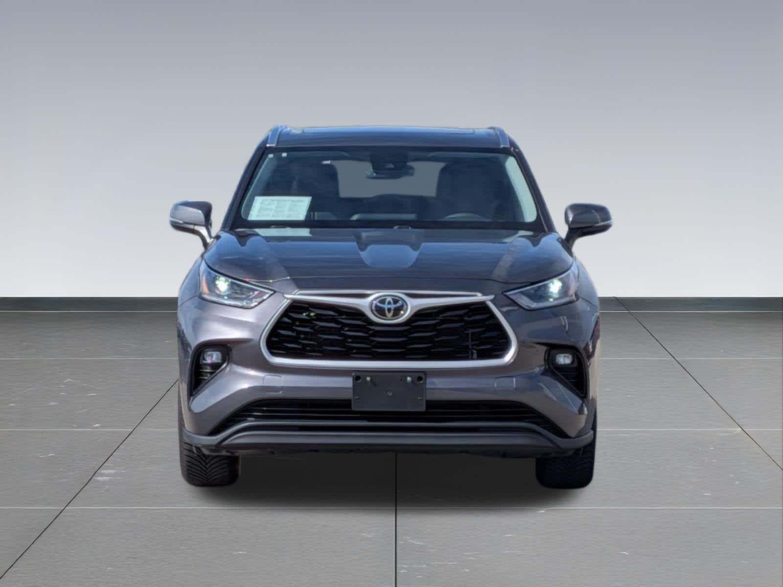 Thumbnail: 2021 Toyota Highlander - 8