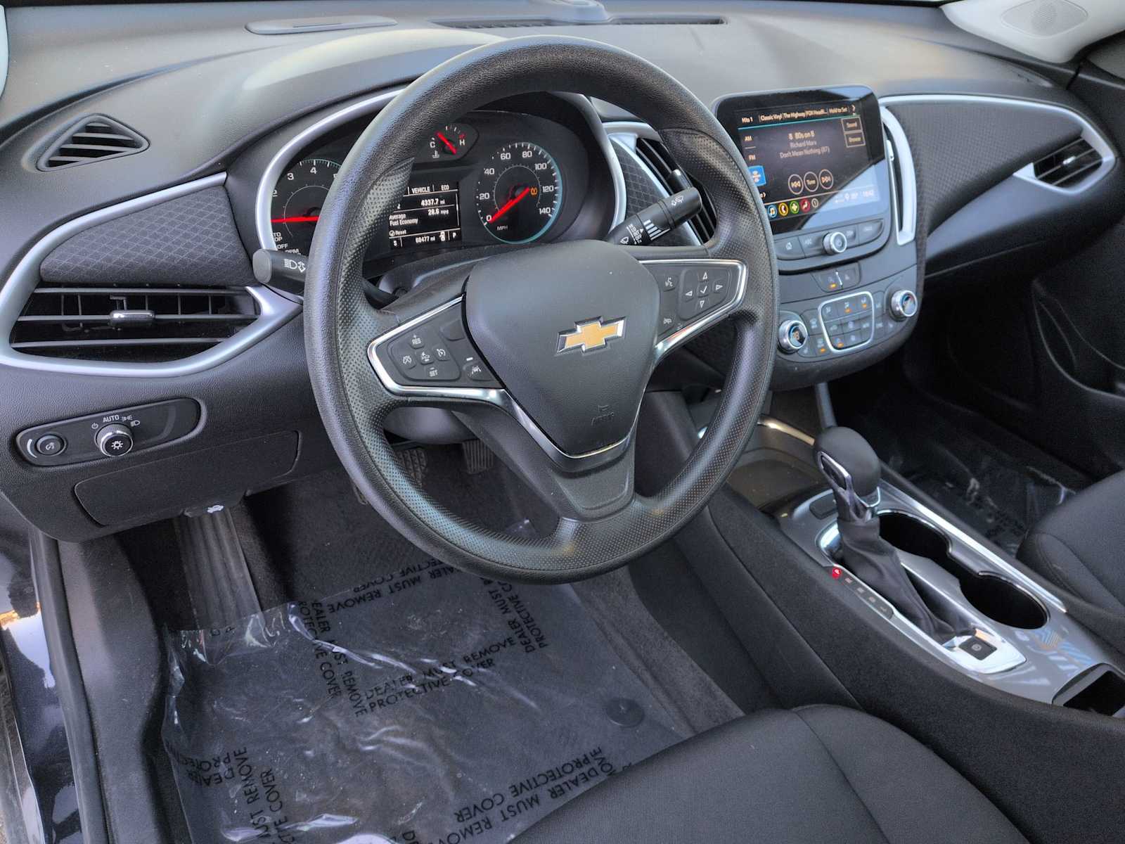 Thumbnail: 2023 Chevrolet Malibu - 2