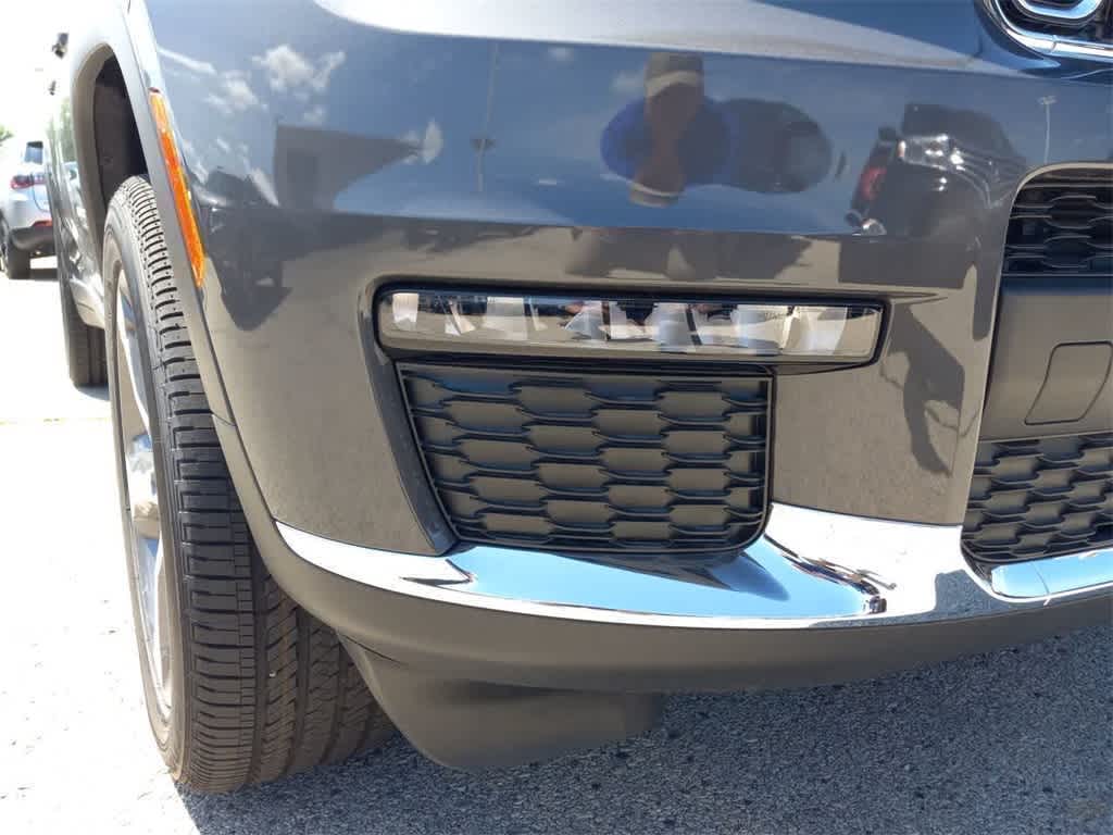 Thumbnail: 2025 Jeep Grand Cherokee L - 10