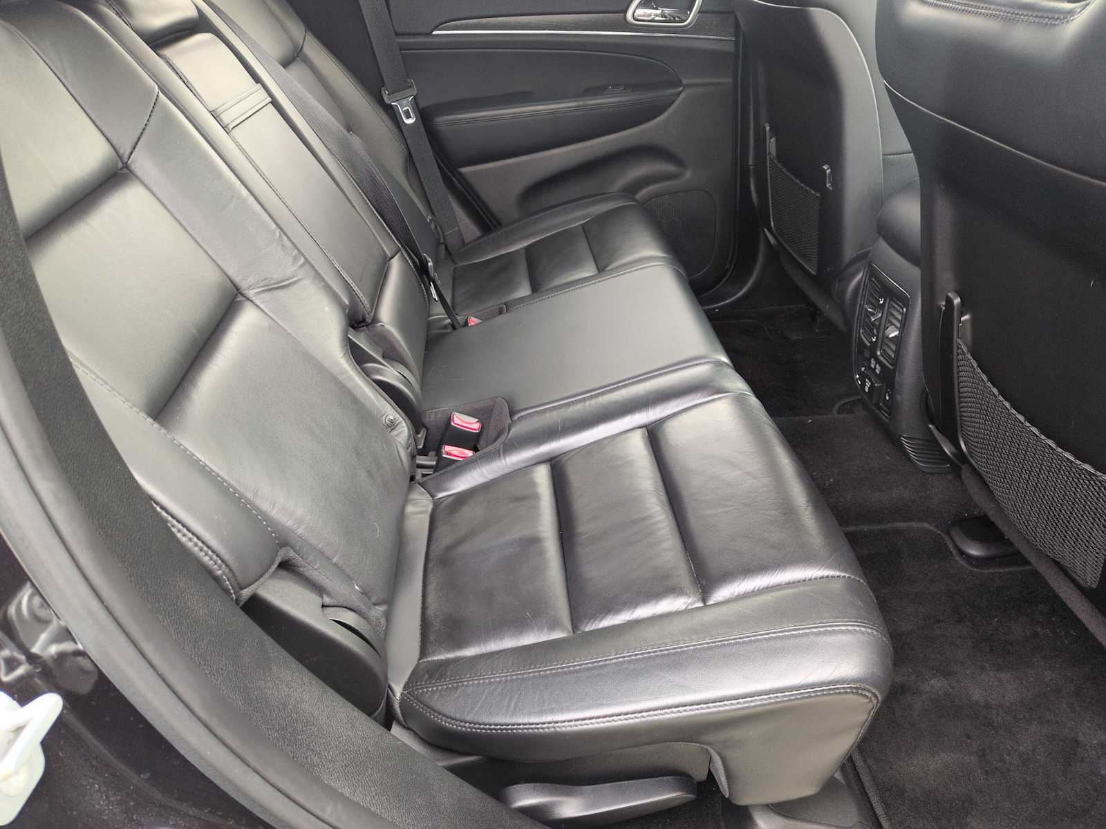 Thumbnail: 2018 Jeep Grand Cherokee - 19