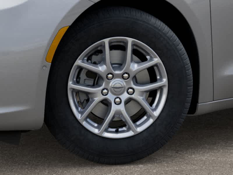 Thumbnail: 2026 Chrysler Pacifica - 8