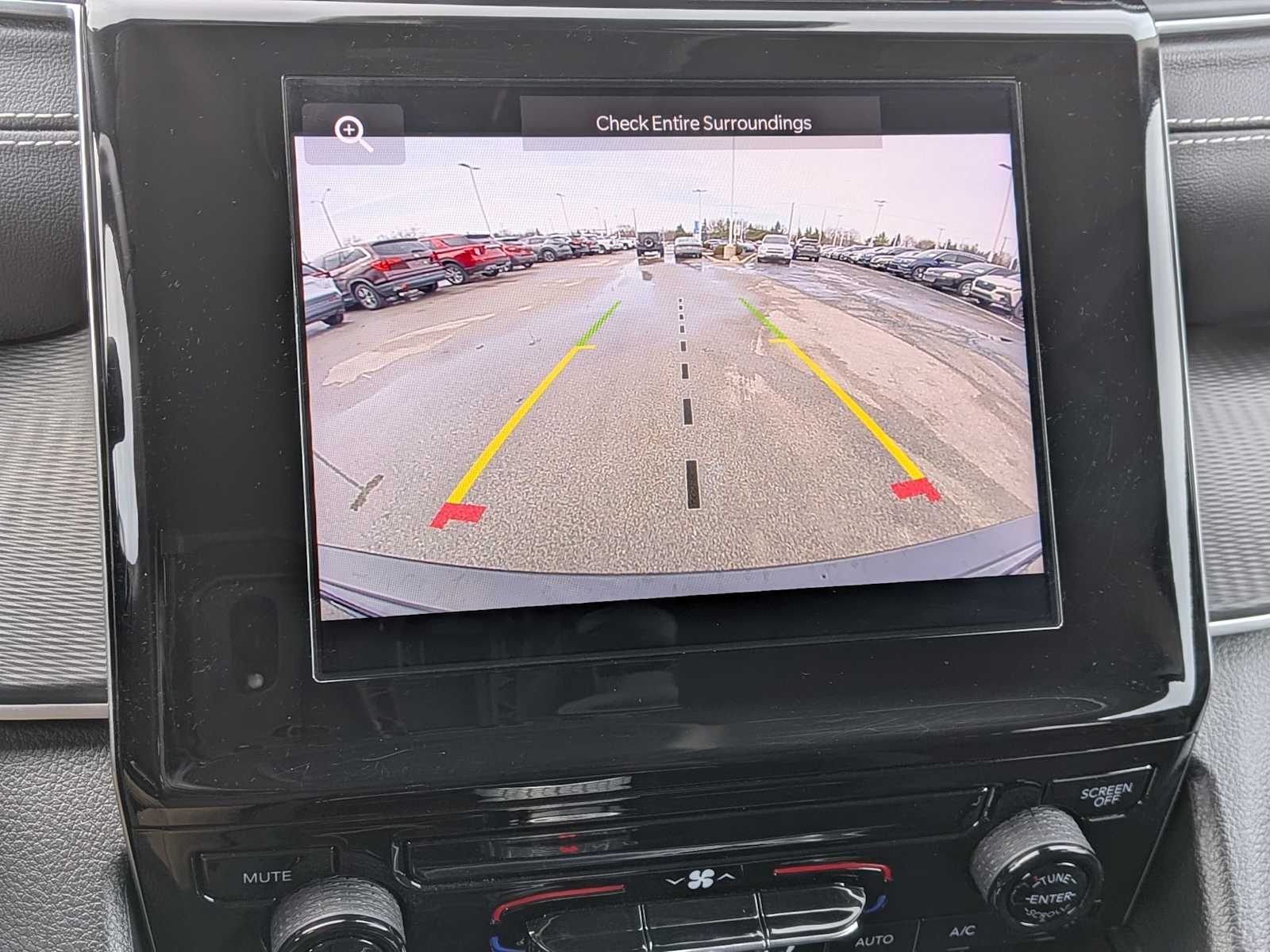 Thumbnail: 2023 Jeep Grand Cherokee - 28