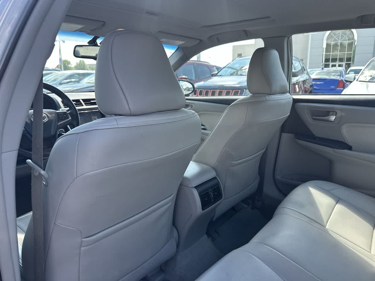 Thumbnail: 2016 Toyota Camry - 11