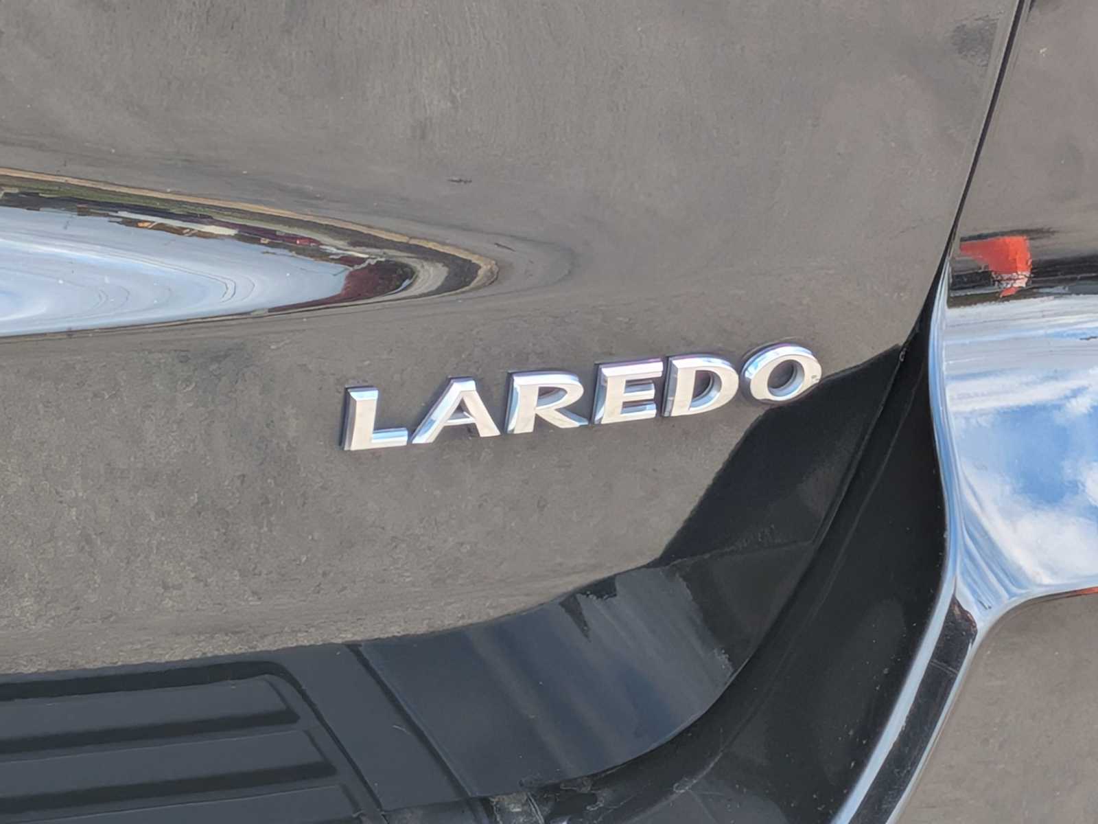 Thumbnail: 2017 Jeep Grand Cherokee - 12