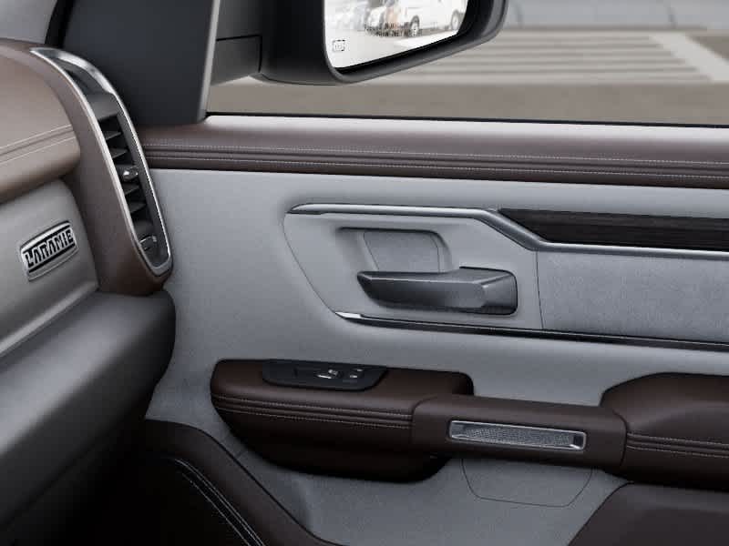 Thumbnail: 2026 RAM 1500 - 25