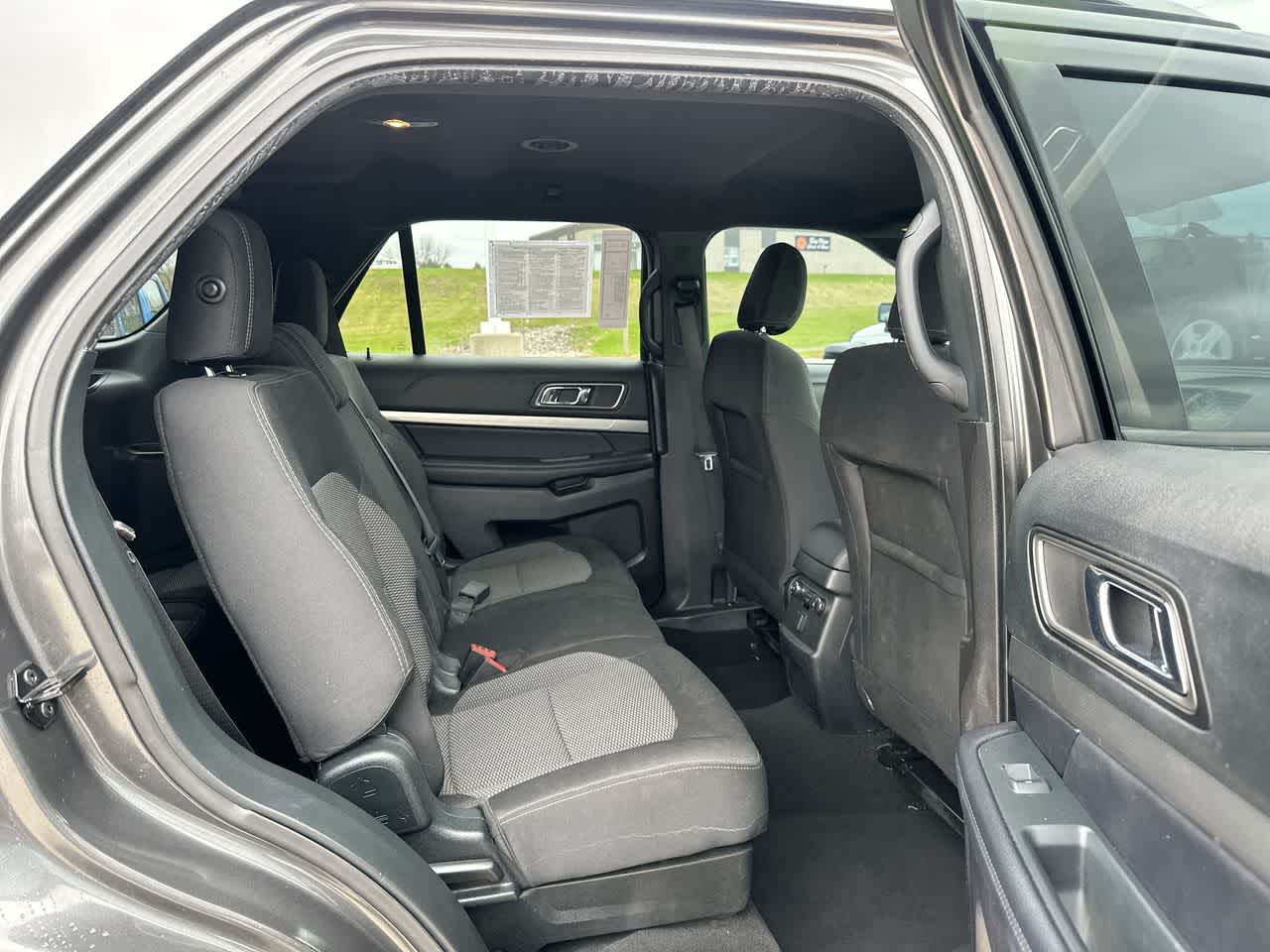 2018 Ford Explorer XLT 25
