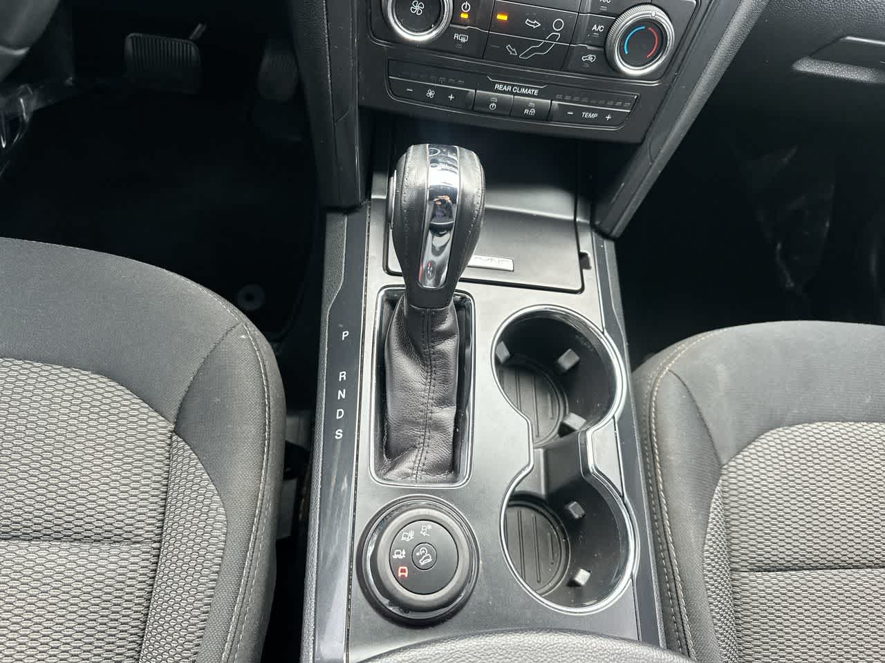 2018 Ford Explorer XLT 34