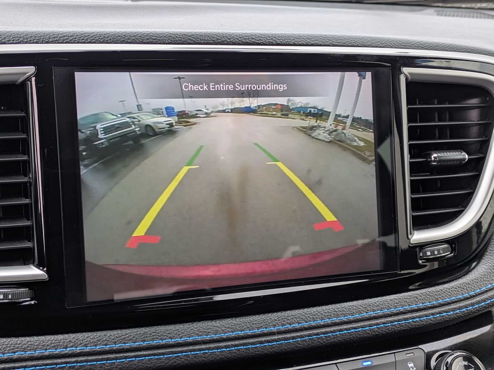 Thumbnail: 2021 Chrysler Pacifica - 27