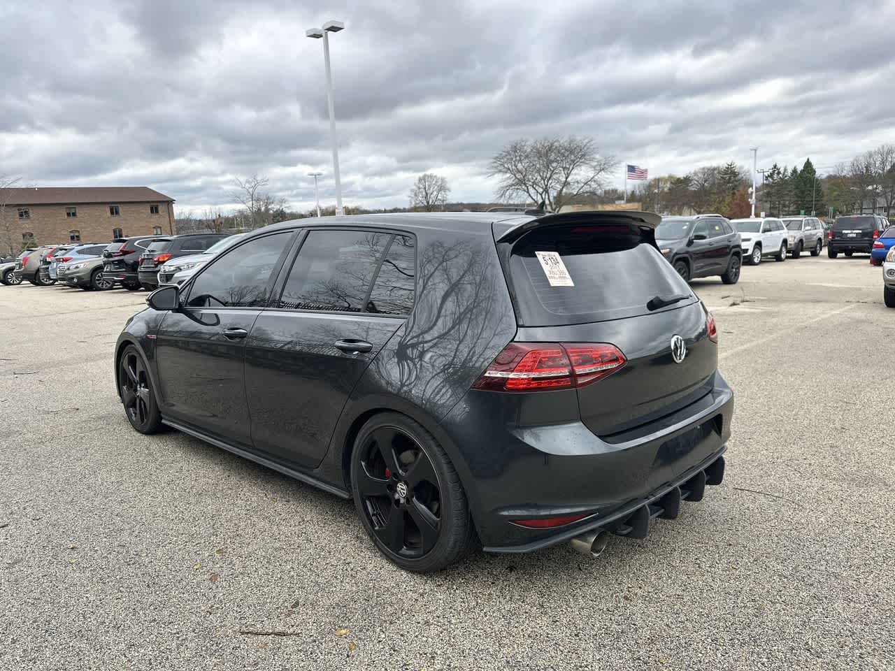 2017 Volkswagen Golf GTI S 9