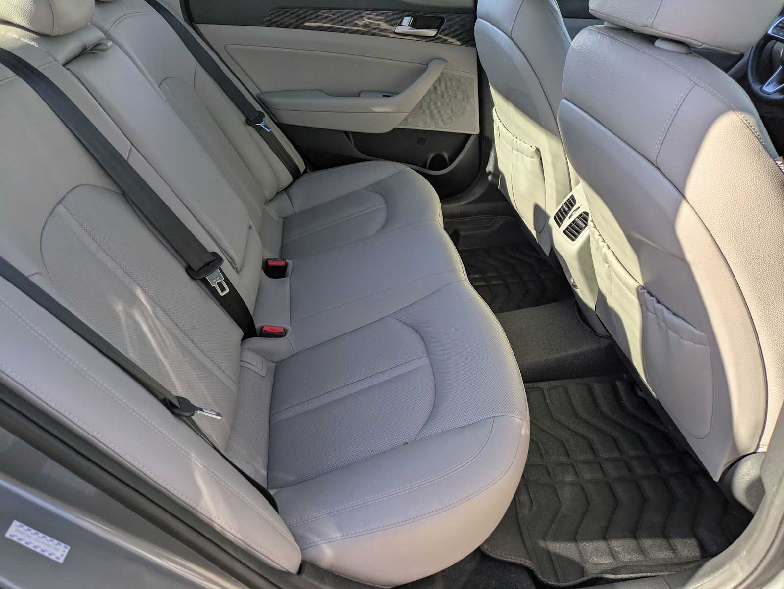 Thumbnail: 2018 Hyundai Sonata - 17