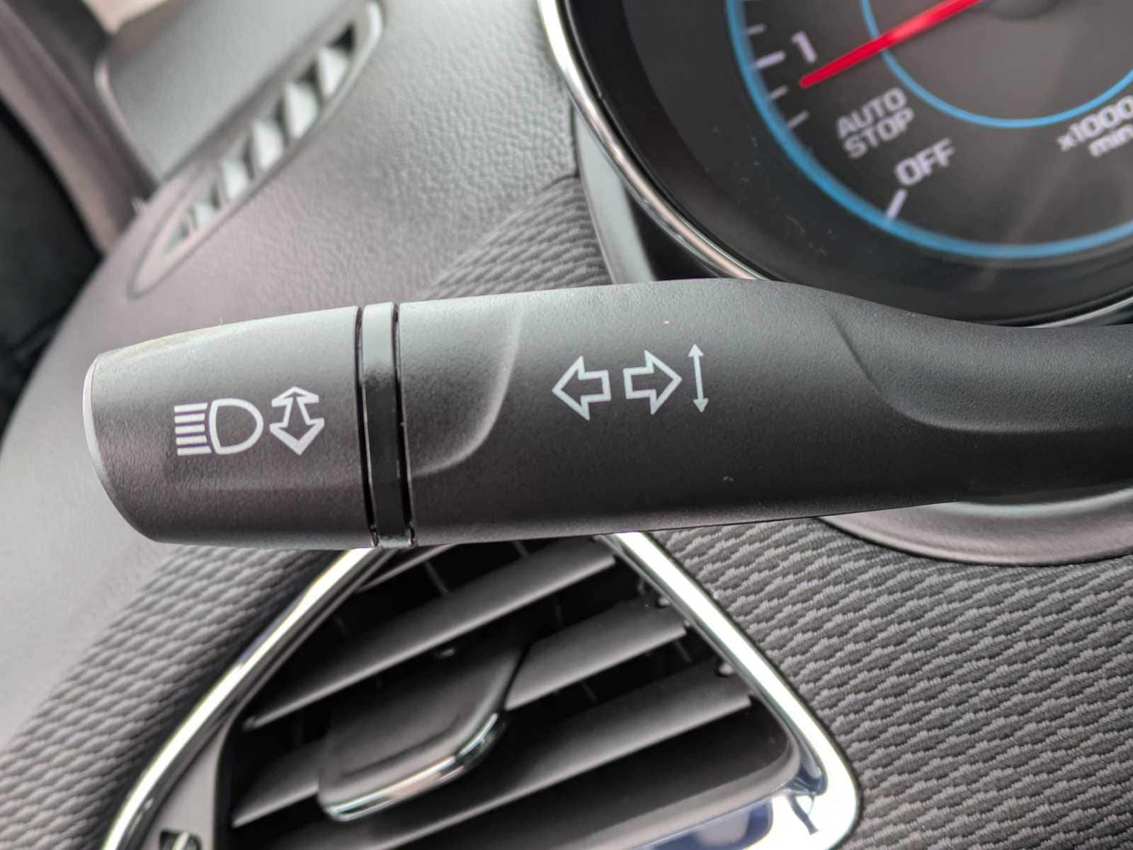 Thumbnail: 2016 Chevrolet Cruze - 24