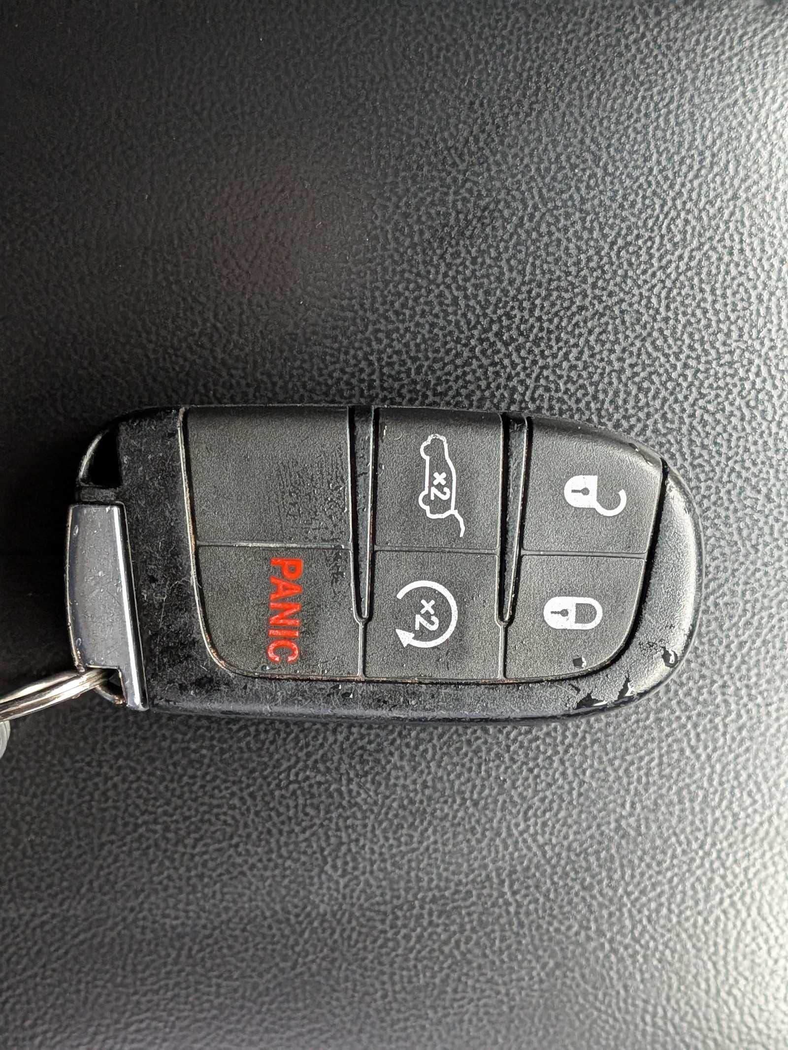 Thumbnail: 2017 Dodge Durango - 33