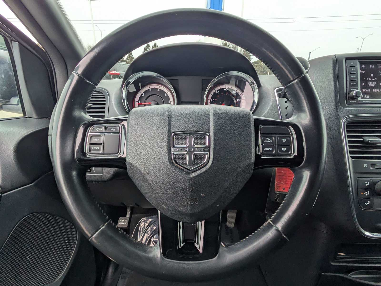 Thumbnail: 2019 Dodge Grand Caravan - 16