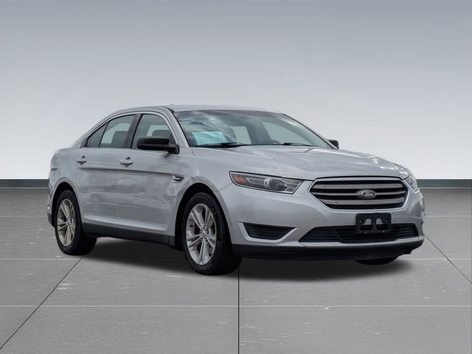 Thumbnail: 2017 Ford Taurus - 8