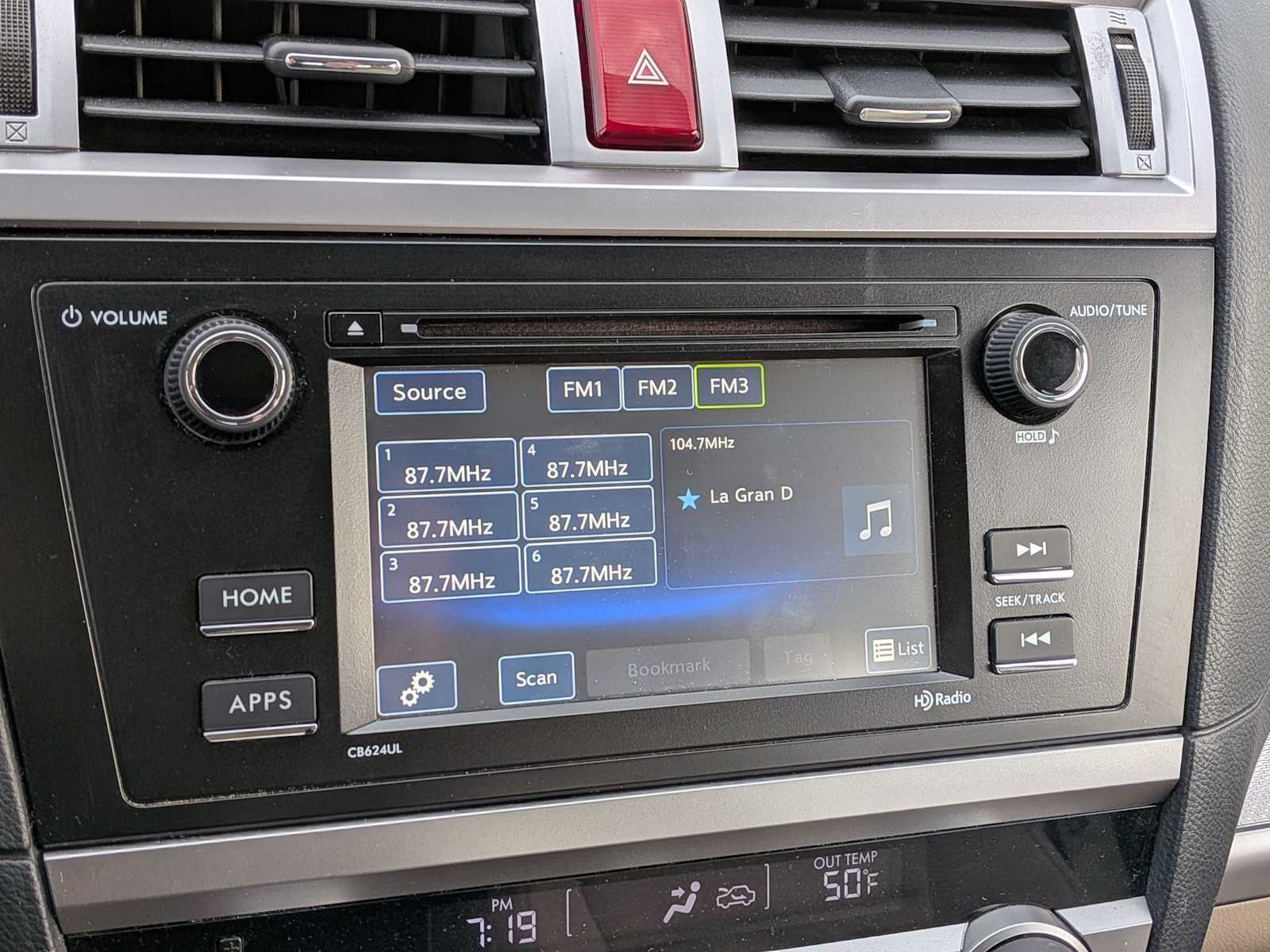 Thumbnail: 2015 Subaru Legacy - 25