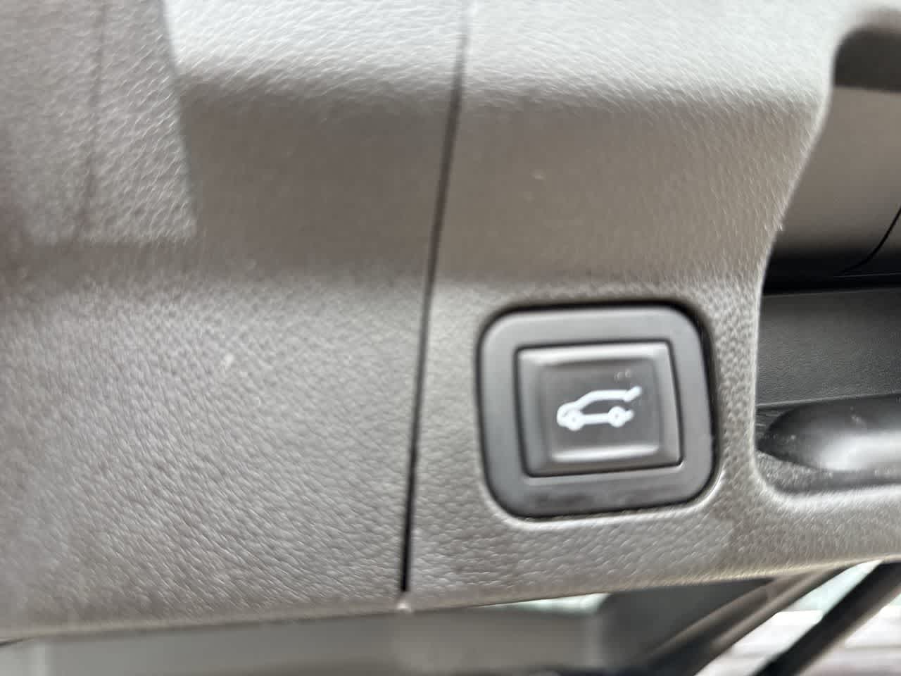 Thumbnail: 2018 GMC Acadia - 14