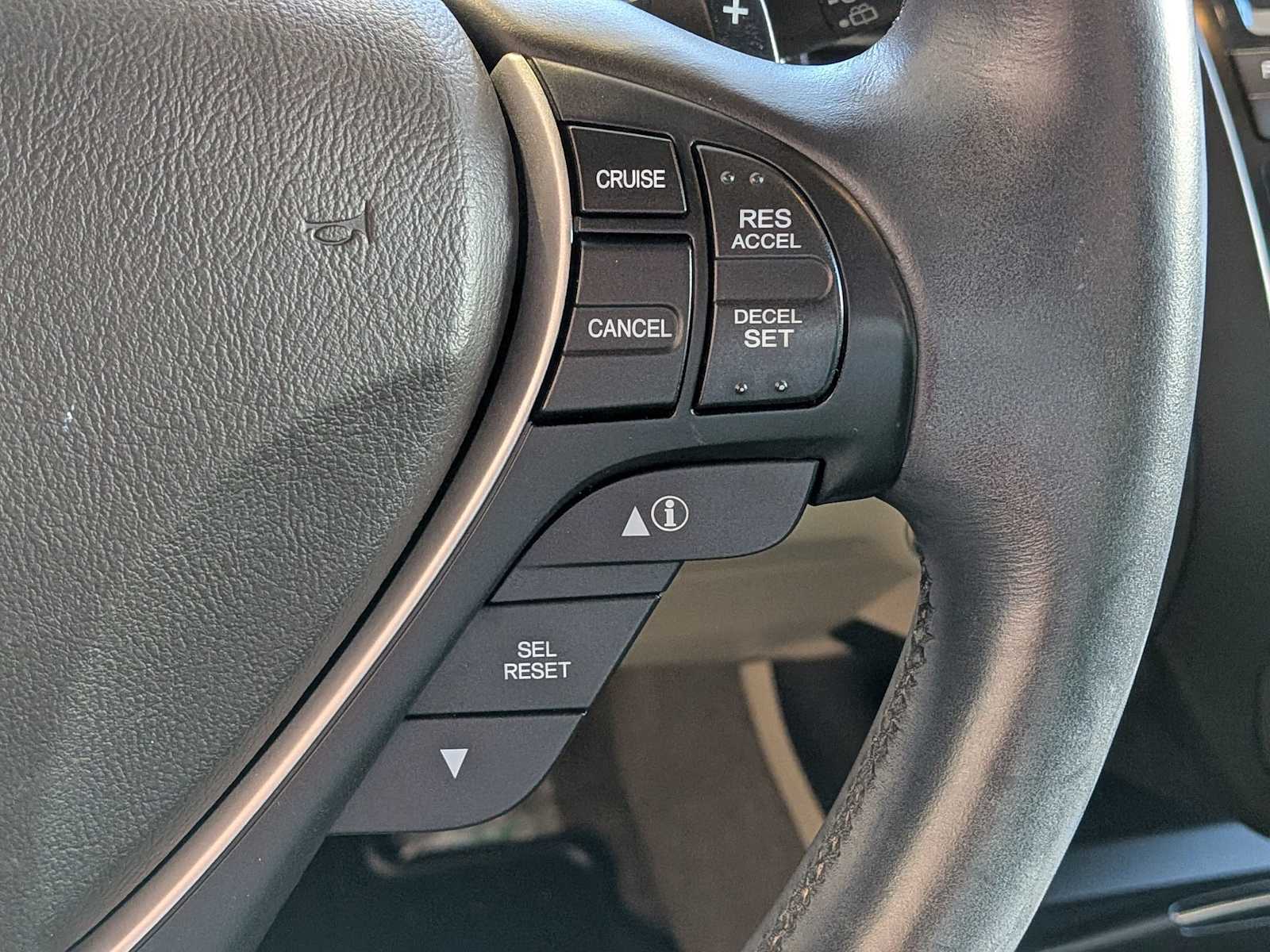 Thumbnail: 2014 Acura RDX - 25