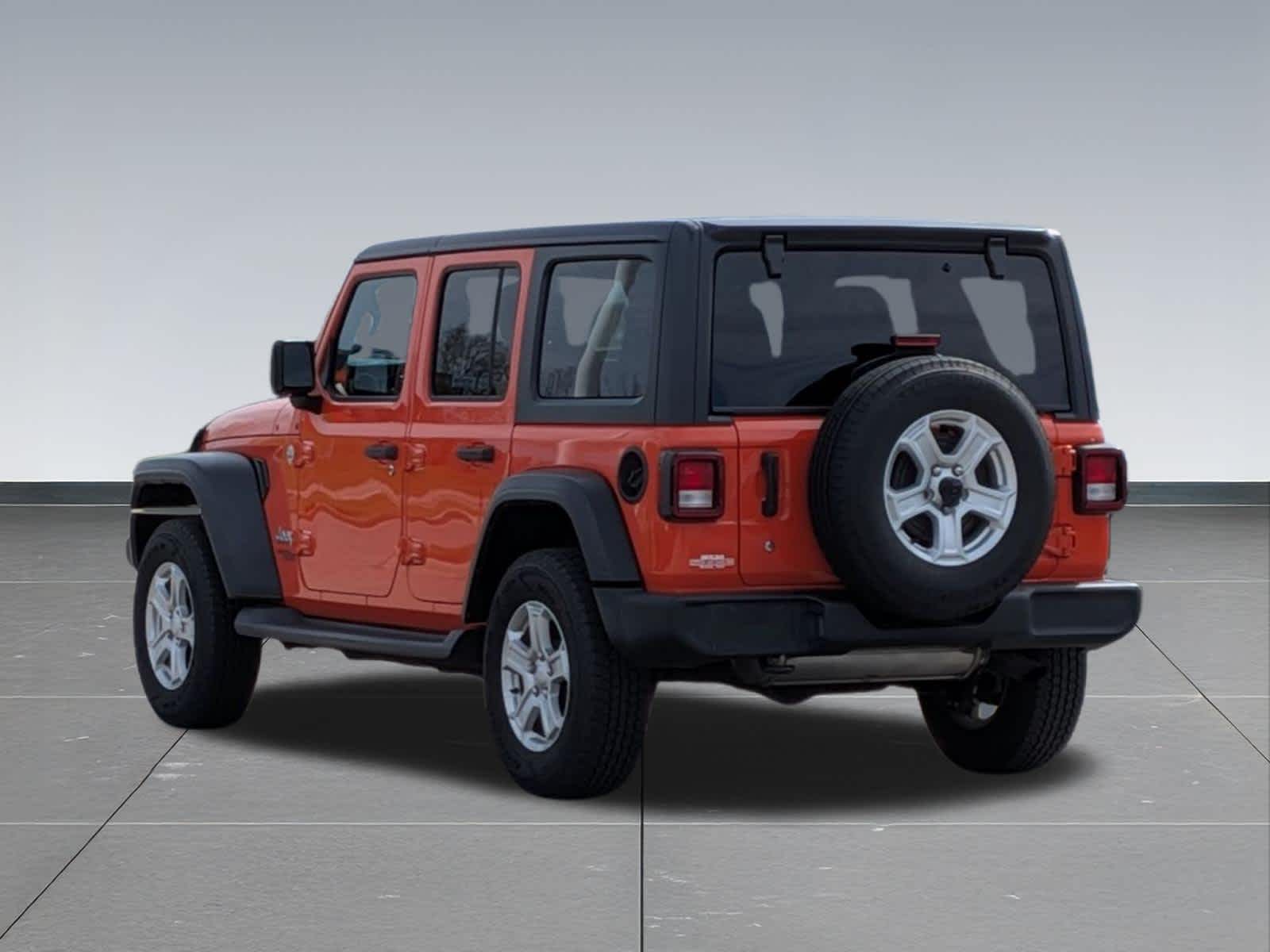 Thumbnail: 2020 Jeep Wrangler - 3