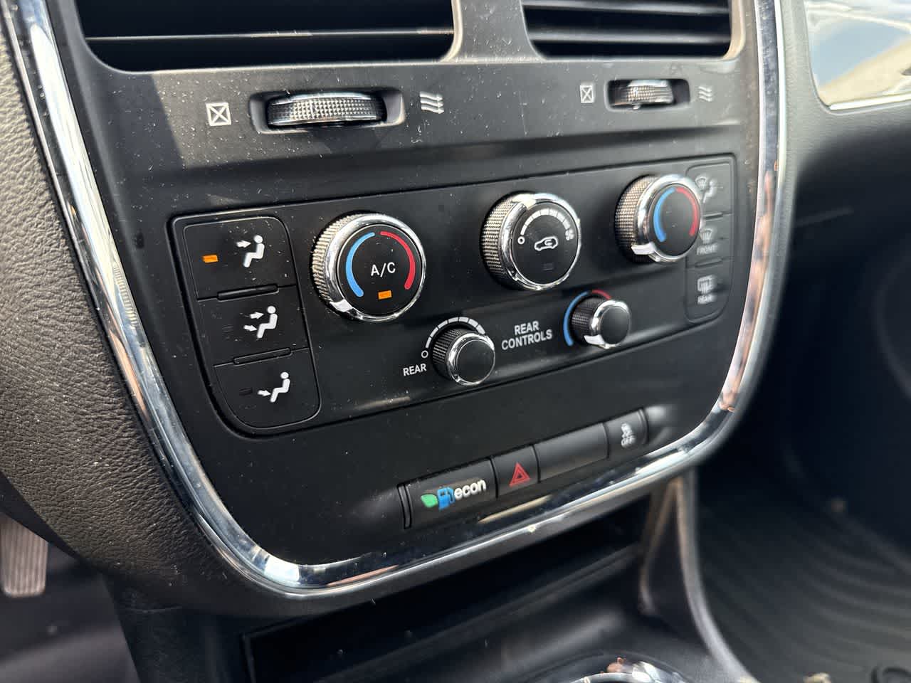 Thumbnail: 2019 Dodge Grand Caravan - 31