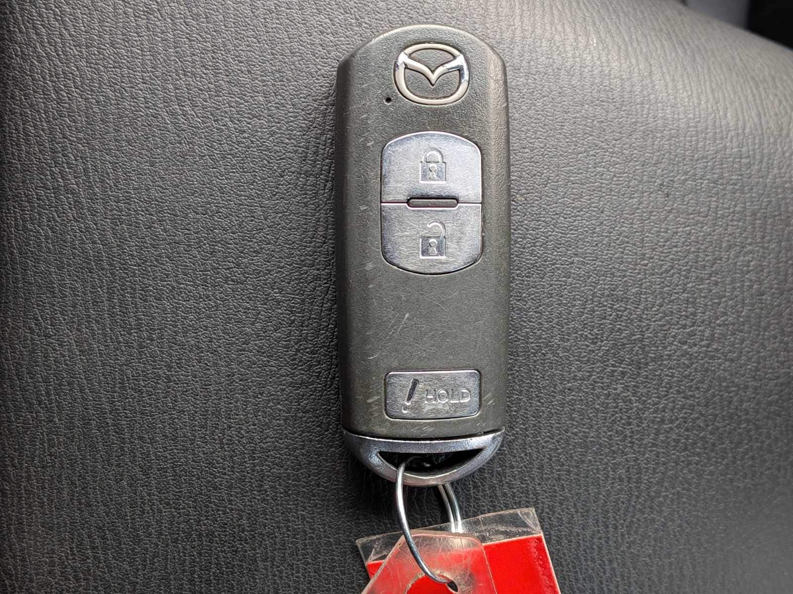 Thumbnail: 2016 Mazda Mazda3 - 32