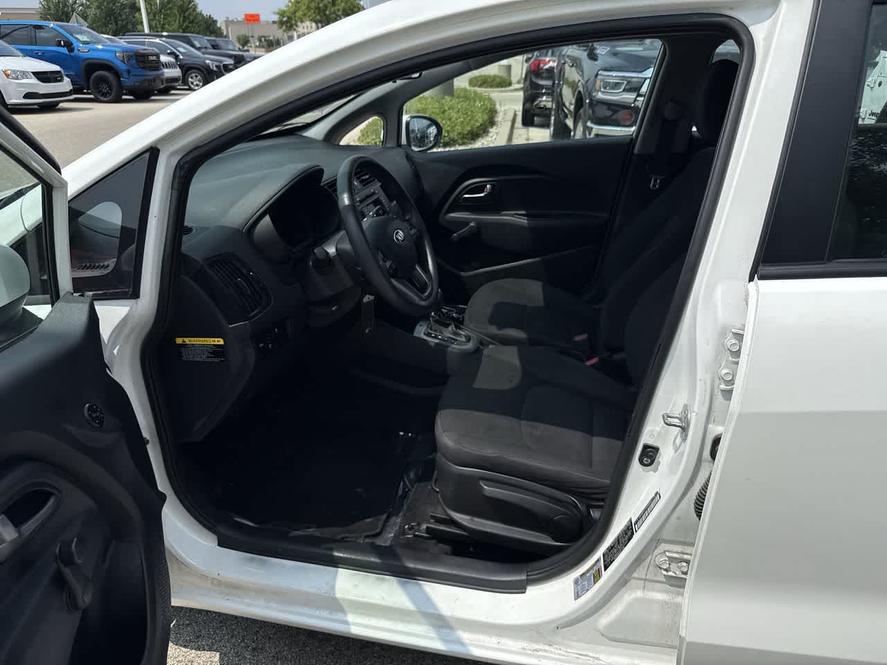 Thumbnail: 2014 Kia Rio5 - 2