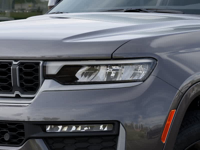 Thumbnail: 2026 Jeep Grand Cherokee - 10