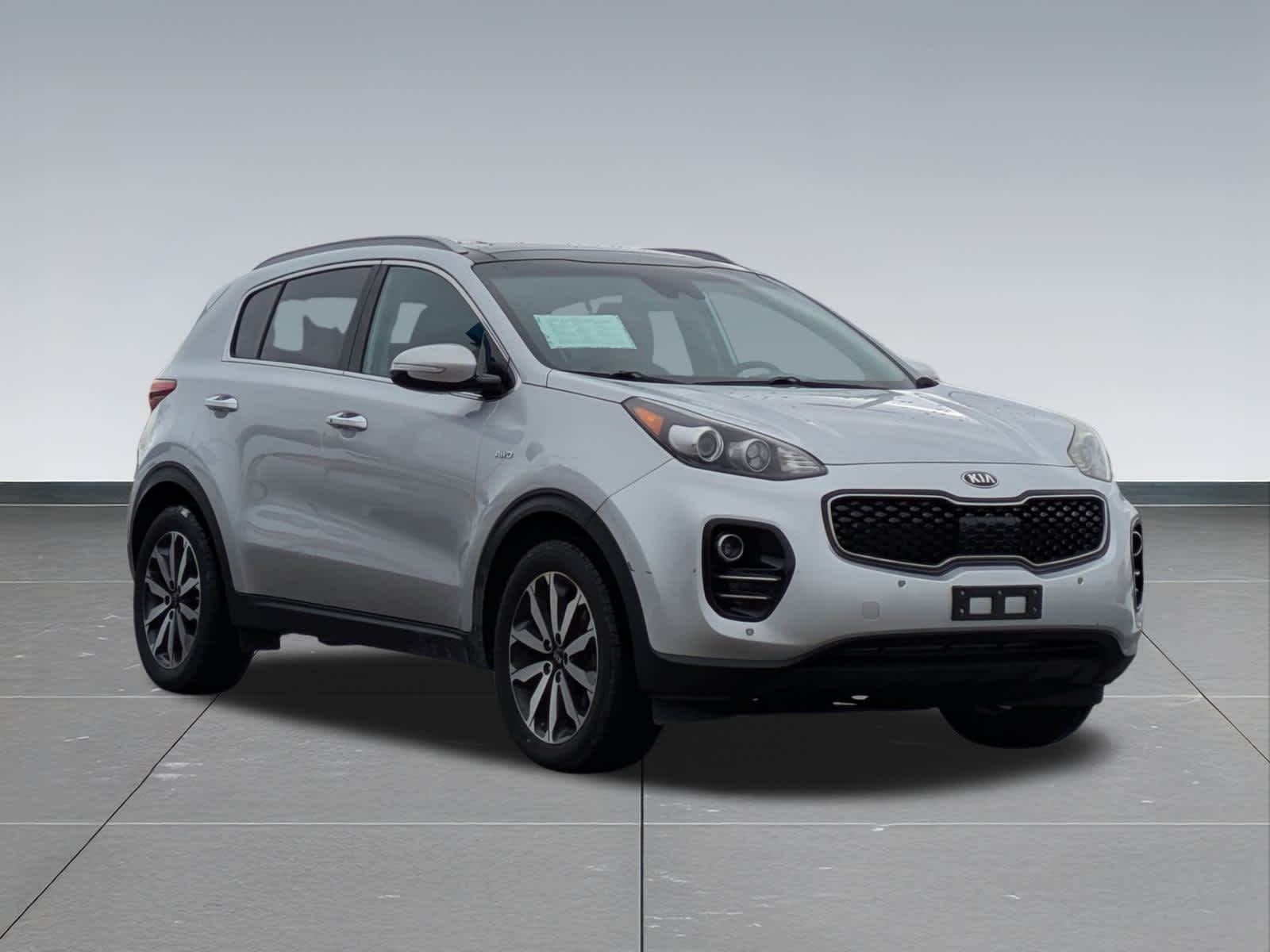 Thumbnail: 2017 Kia Sportage - 8