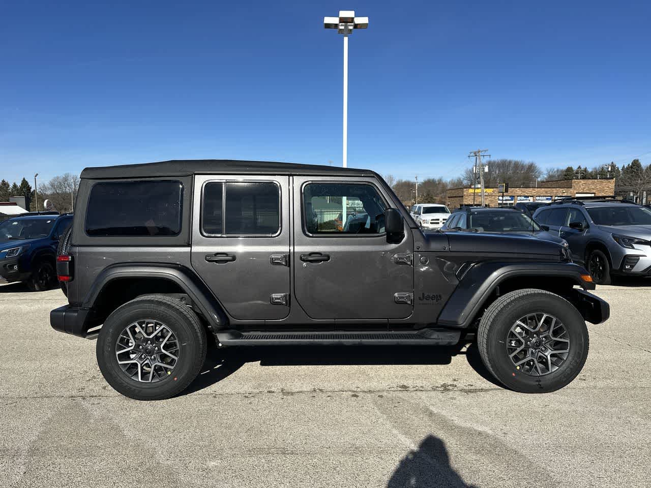Thumbnail: 2025 Jeep Wrangler - 6