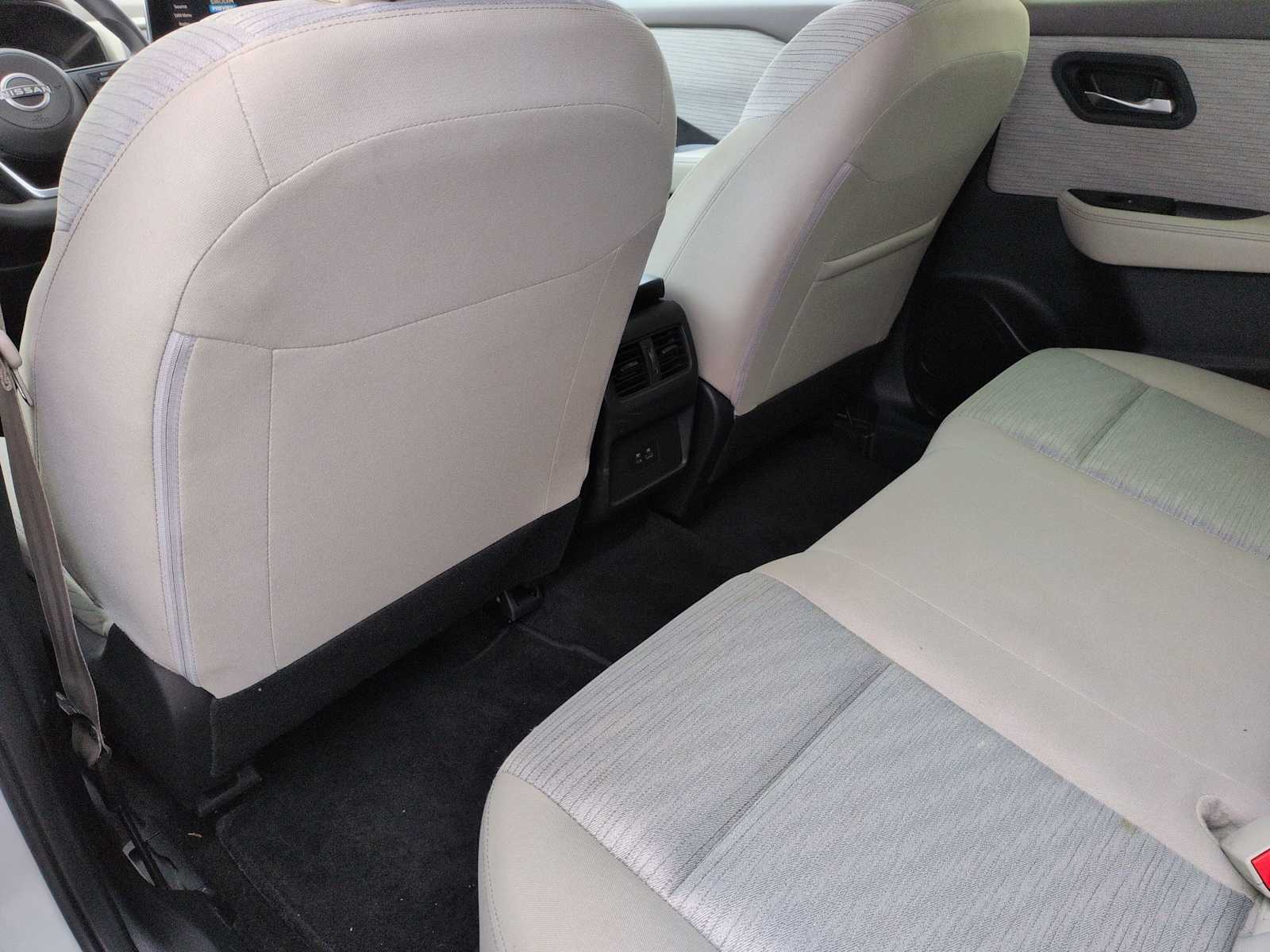 Thumbnail: 2023 Nissan Rogue - 30