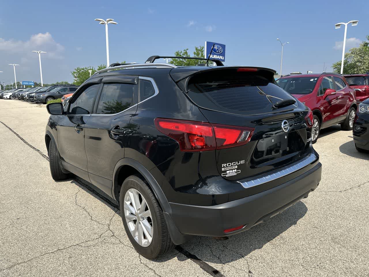 2017 Nissan Rogue Sport SV 11