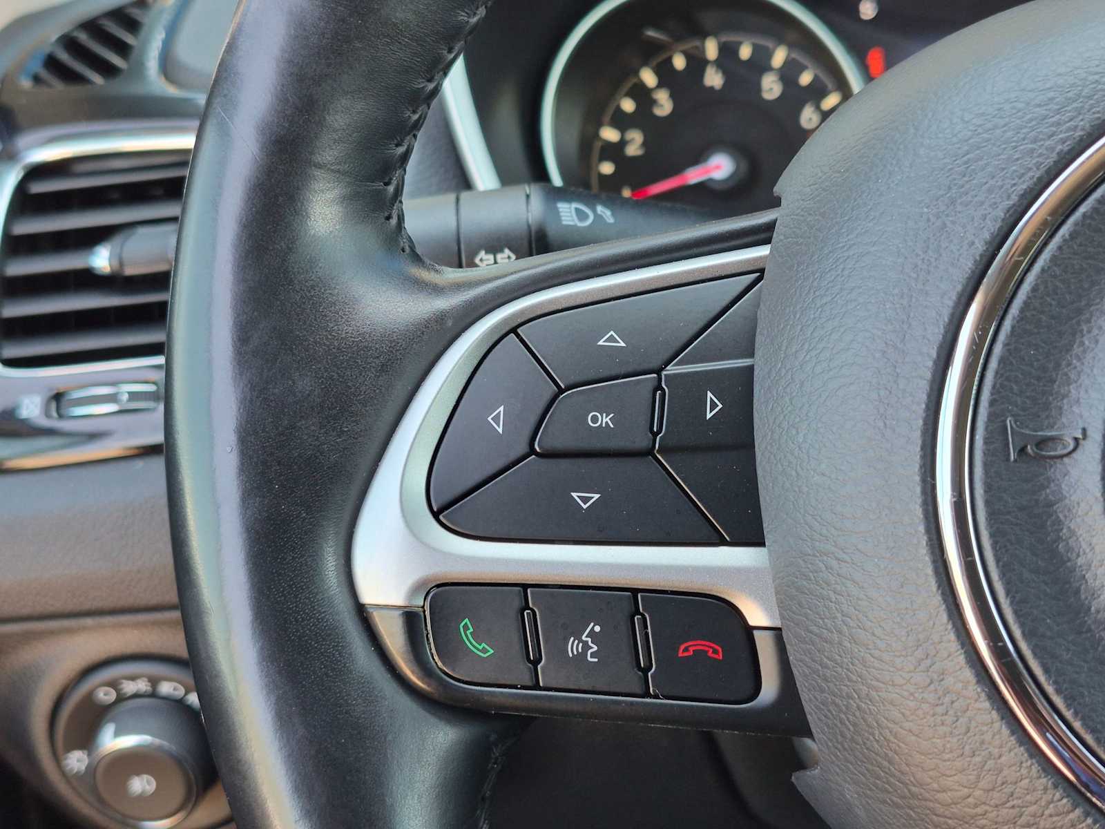 Thumbnail: 2019 Jeep Compass - 21