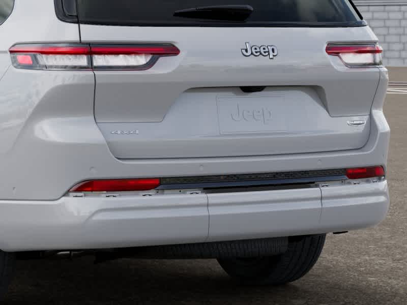 Thumbnail: 2026 Jeep Grand Cherokee L - 13