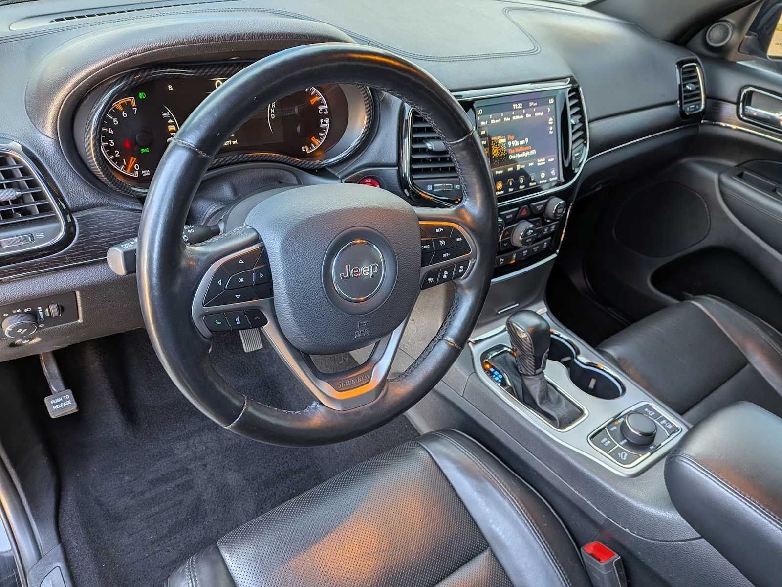 Thumbnail: 2020 Jeep Grand Cherokee - 14