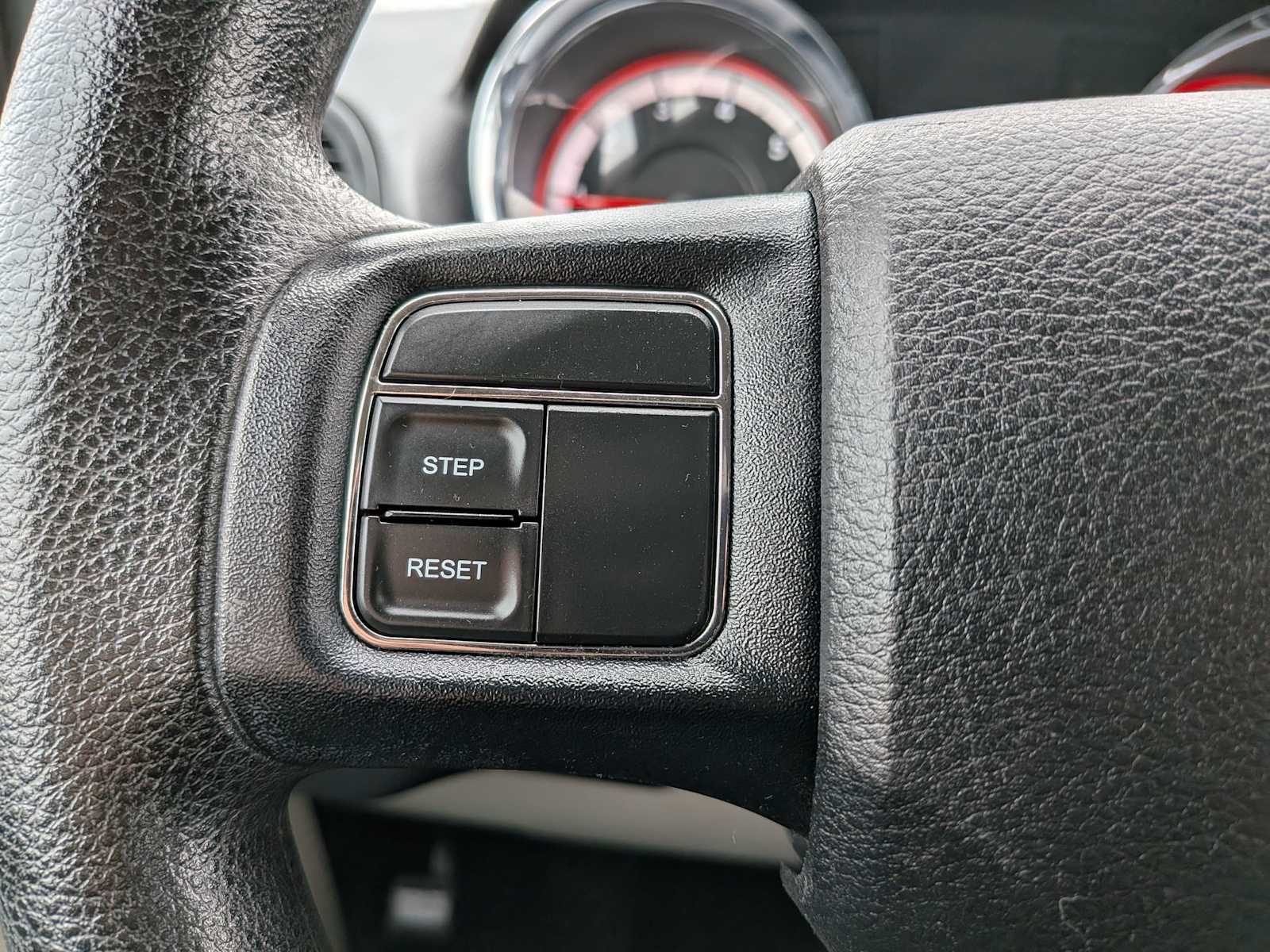 Thumbnail: 2013 Dodge Grand Caravan - 21