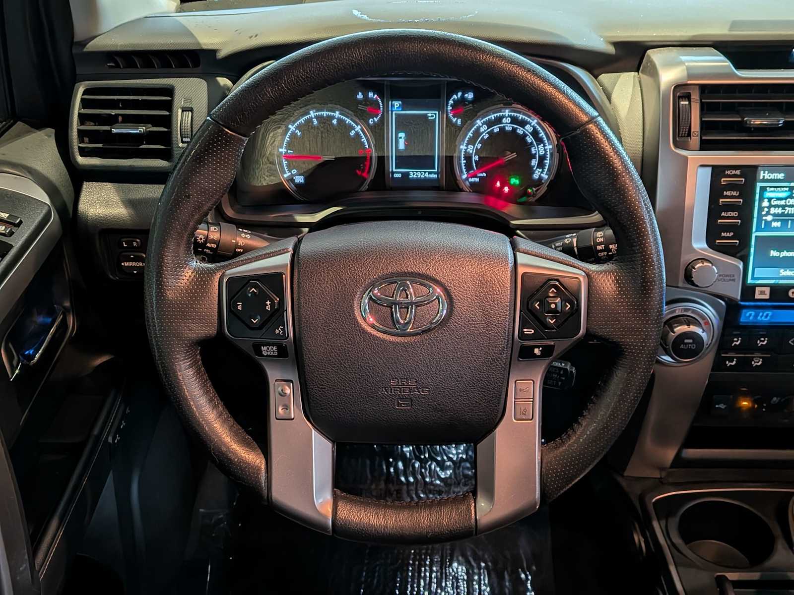 Thumbnail: 2024 Toyota 4Runner - 24