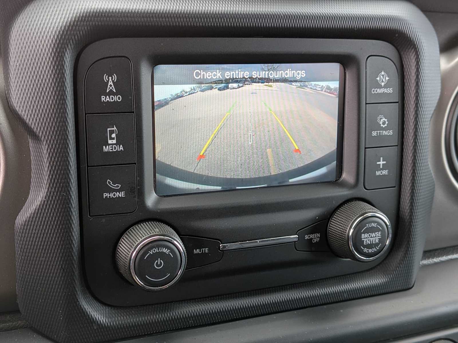 Thumbnail: 2020 Jeep Wrangler - 25