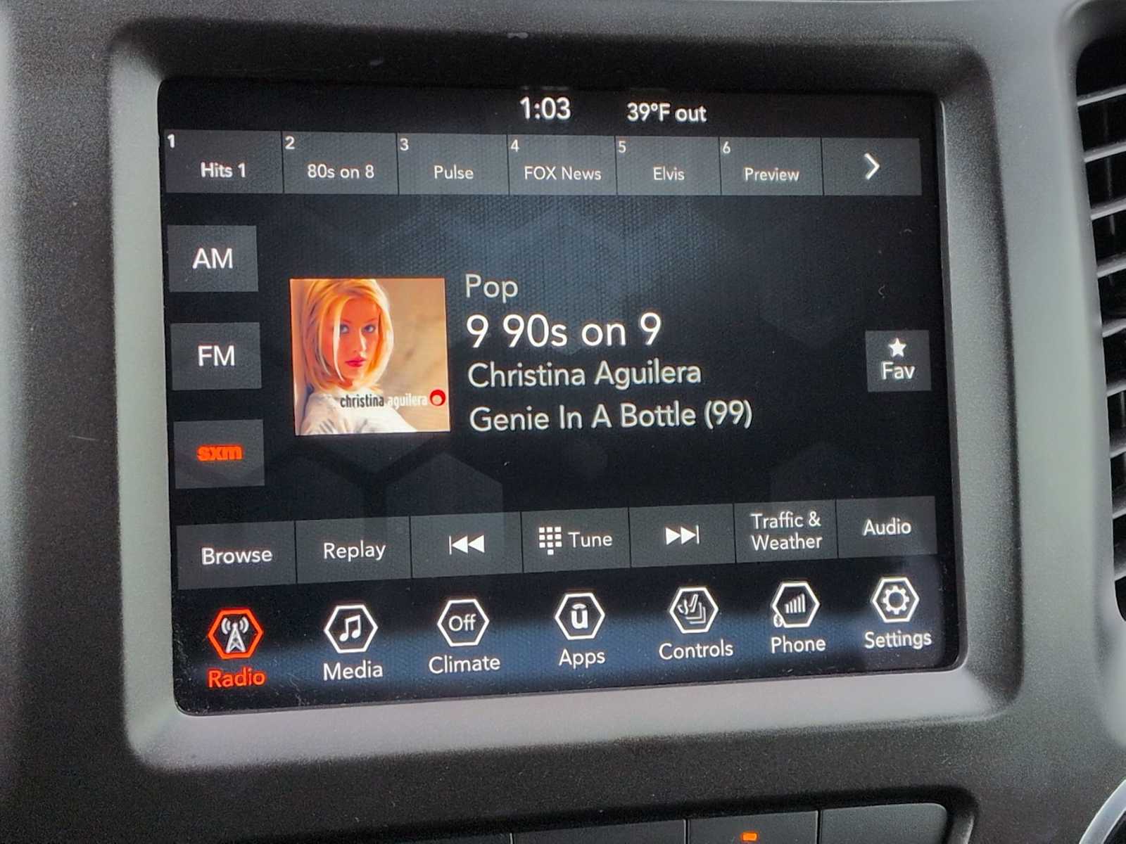 Thumbnail: 2021 Jeep Cherokee - 27