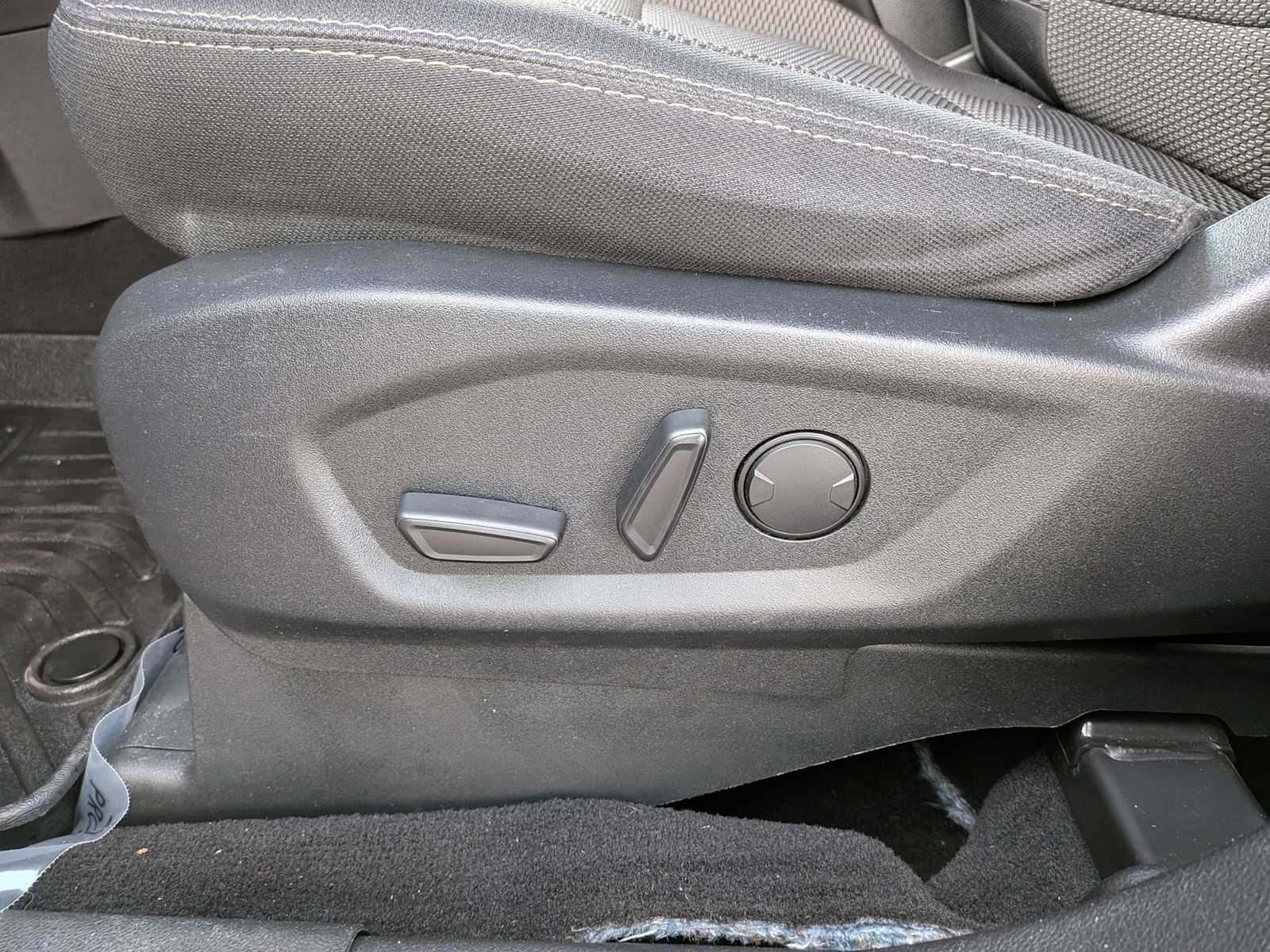 Thumbnail: 2019 Ford Explorer - 16