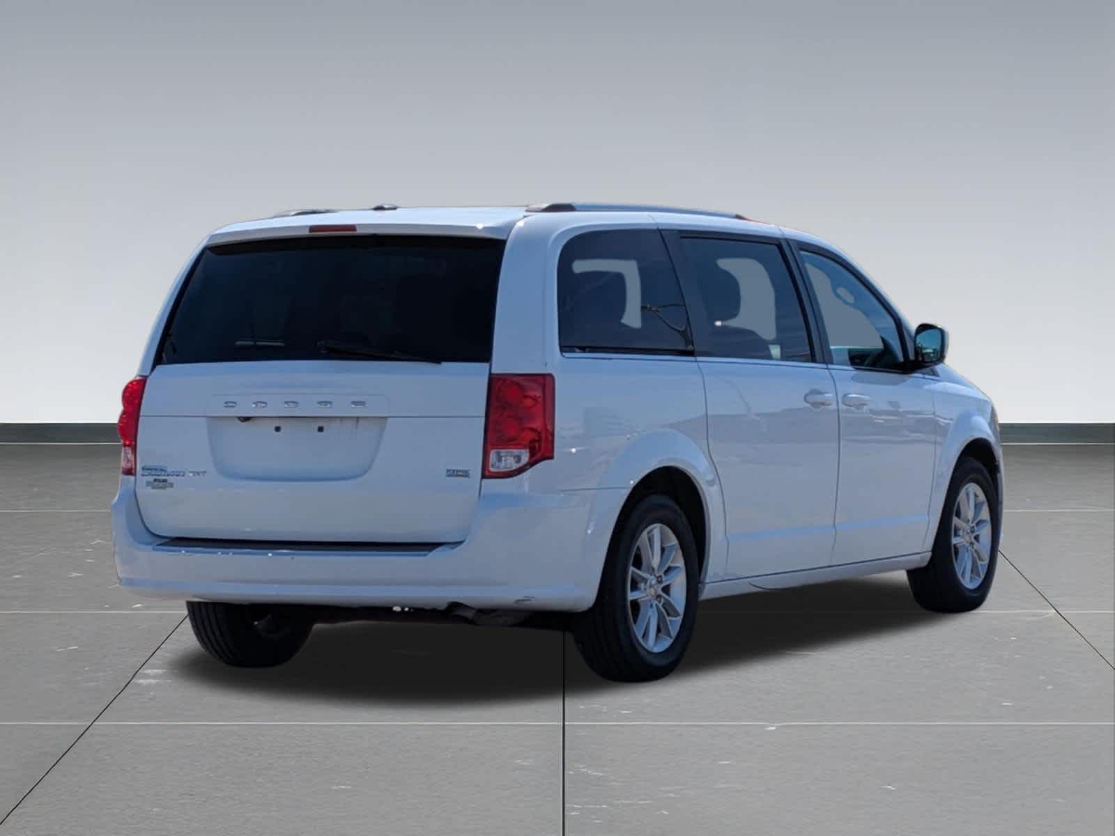 Thumbnail: 2019 Dodge Grand Caravan - 5