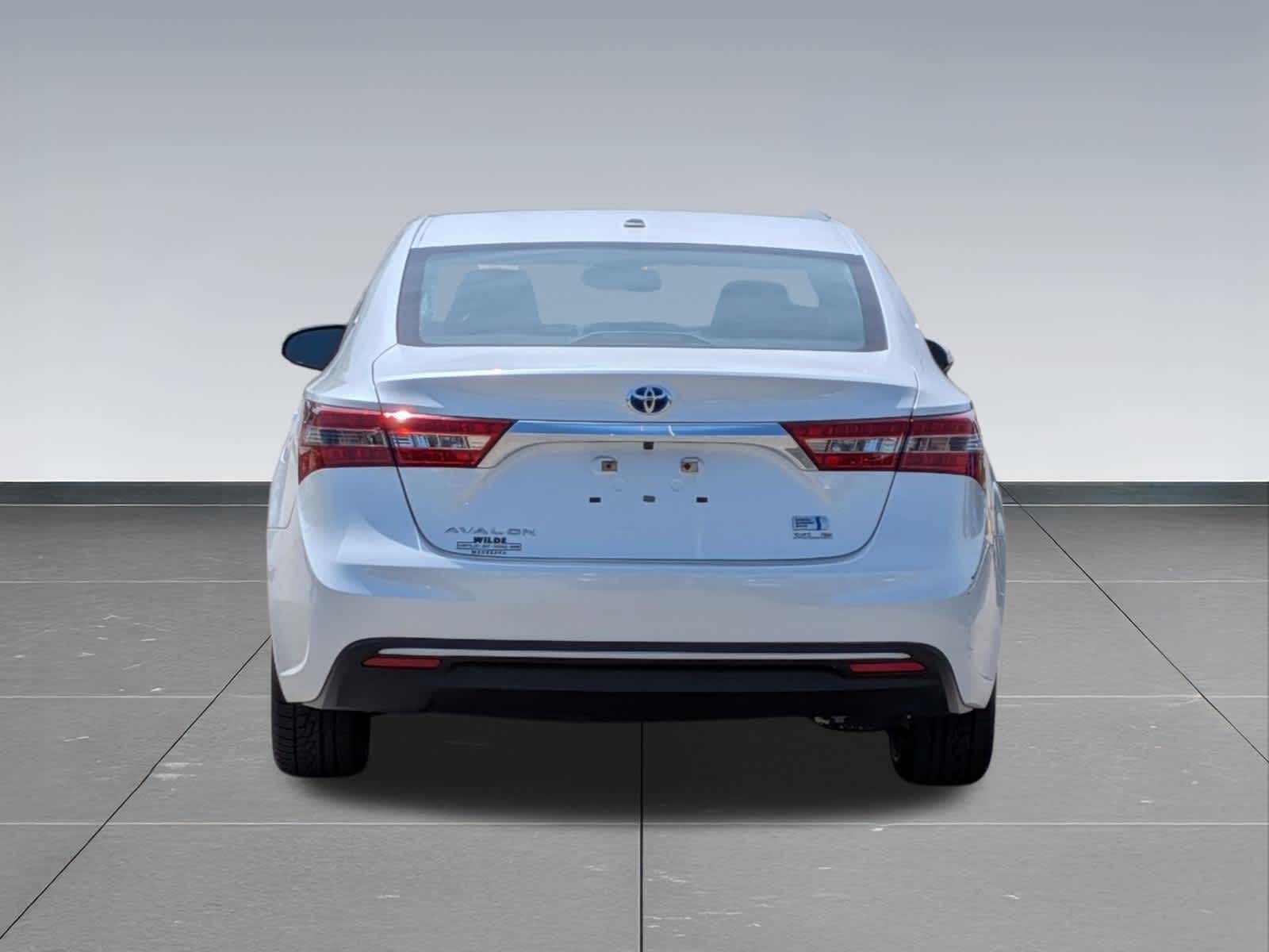 Thumbnail: 2018 Toyota Avalon - 4
