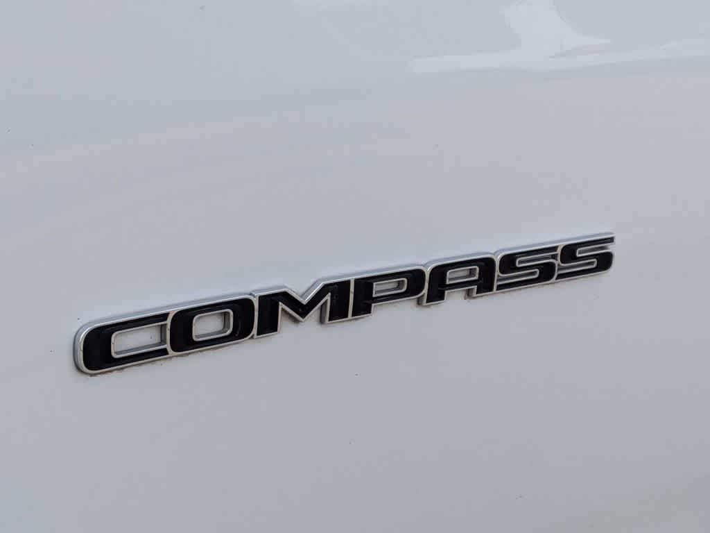 2025 Jeep Compass Latitude - Photo 10