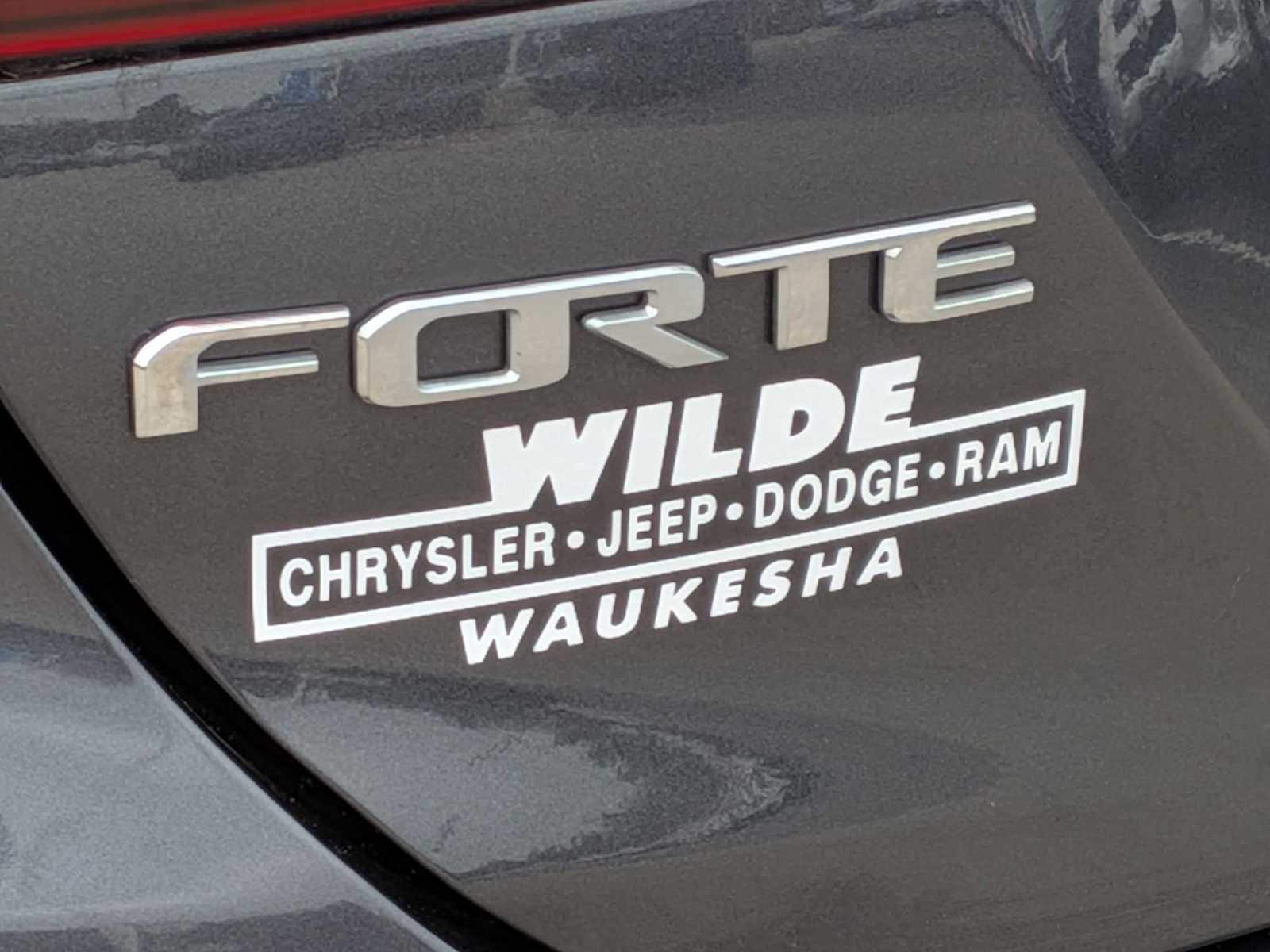 Thumbnail: 2020 Kia Forte - 11